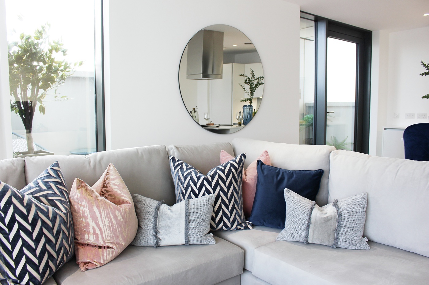 Sussex Showhome - Contemporary - Living Room - Sussex - by Bergamot  Interiors | Houzz IE